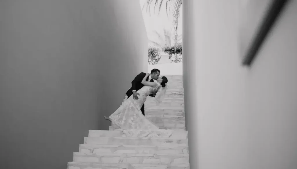 puerta-cortes-escaleras-arquitectura-sesion-novios